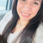 utilisatrice satisfaite de la bague de lecture Camille